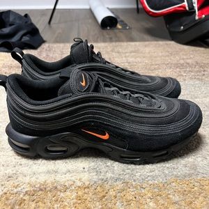 Nike Air Max Plus 97 Black Hyper Crimson